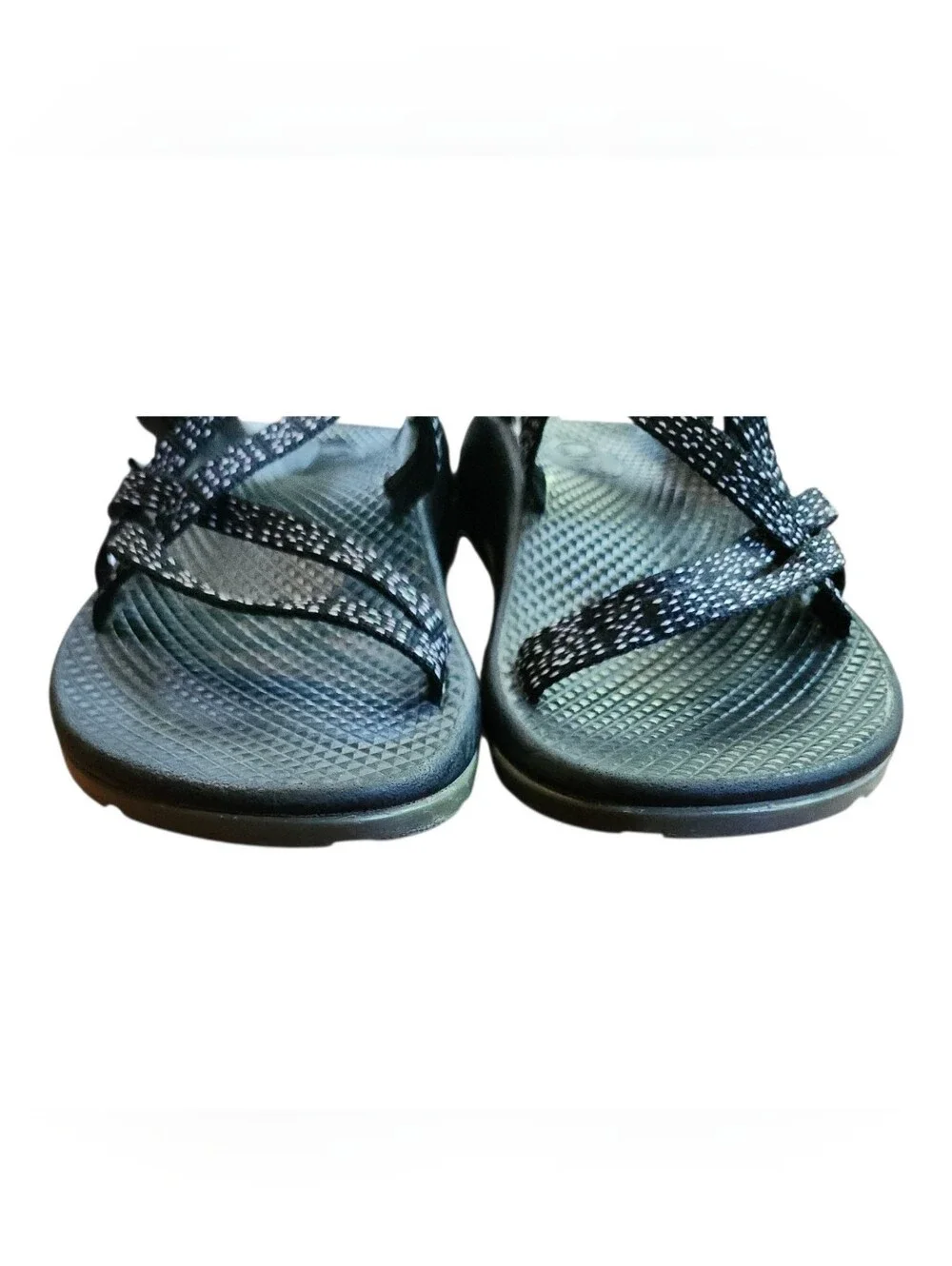 Chaco Kid’s Ecotread Sandals hugs and kisses Print Youth size 5 black hiking
